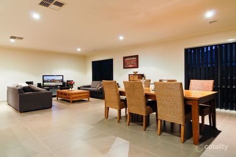 Property photo of 2 Florio Close Berwick VIC 3806