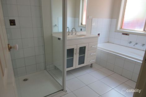 Property photo of 5 Settlers Way Cairnlea VIC 3023