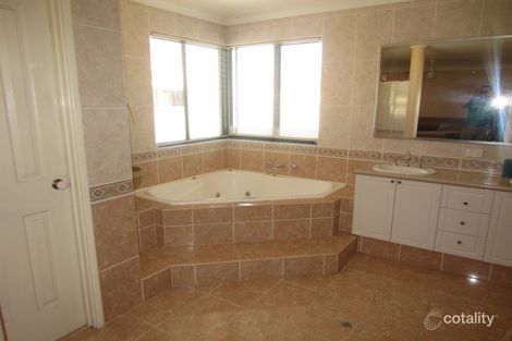 Property photo of 5 Weema Court Swan View WA 6056