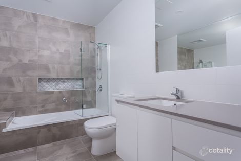 Property photo of 22 Evergreen View Robina QLD 4226