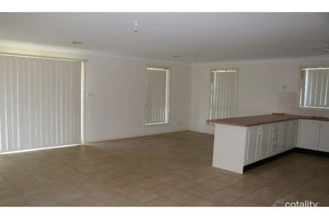 Property photo of 15 Sapphire Crescent Kelso NSW 2795