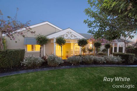 Property photo of 14 Grantham Crescent Berwick VIC 3806