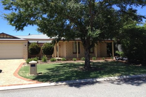6 Brentwood Way, The Vines, WA 6069