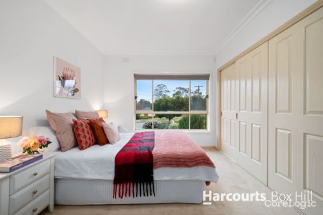 Property photo of 32 Colchester Drive Doncaster East VIC 3109