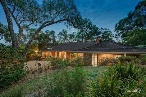 Property photo of 11 Banoon Road Eltham VIC 3095