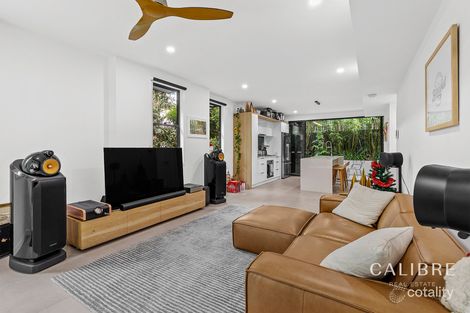 1/6 Fulcher Rd, Ashgrove, QLD 4060