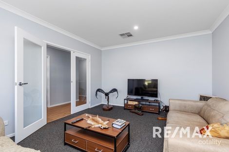 Property photo of 68 Paradise Drive Gobbagombalin NSW 2650