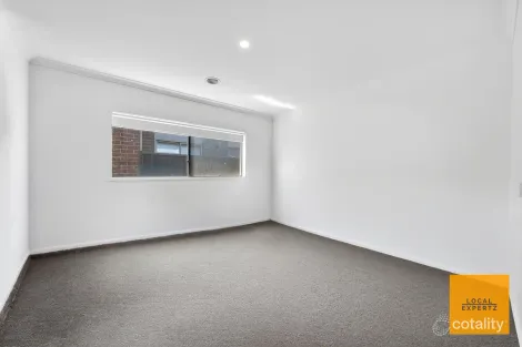 Property photo of 38 Azadi Crescent Strathtulloh VIC 3338