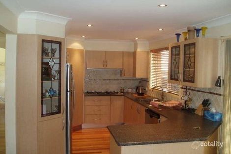 Property photo of 27 Barossa Place Edensor Park NSW 2176