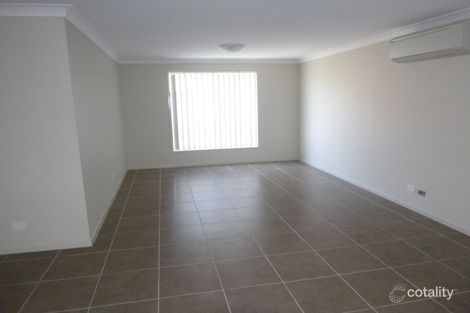 Property photo of 18 Croft Close Thornton NSW 2322