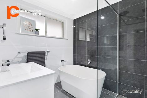 Property photo of 30 Shannon Parade Berkeley Vale NSW 2261