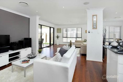 Property photo of 27 Christopher Place Sinnamon Park QLD 4073