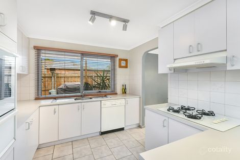 Property photo of 1 Natalie Court Langwarrin VIC 3910