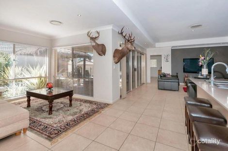 Property photo of 15 Piccadilly Court Deebing Heights QLD 4306