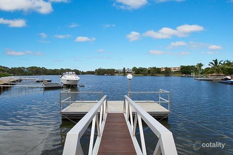 Property photo of 5 Saint Martin Place Clear Island Waters QLD 4226