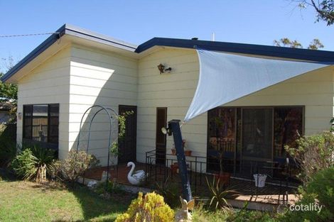 195 Princes Hwy, Lakes Entrance, VIC 3909