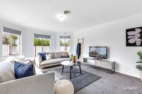 Property photo of 21 Cuthbert Drive Hillside VIC 3037