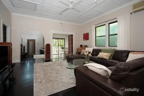 Property photo of 162 Wynnum Road Norman Park QLD 4170