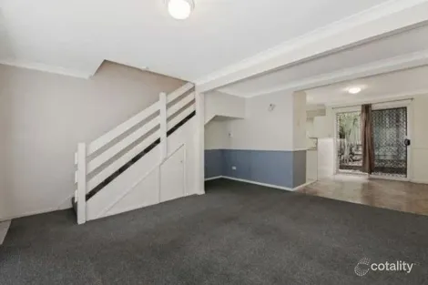 Property photo of 2/7 Smith Road Woodridge QLD 4114
