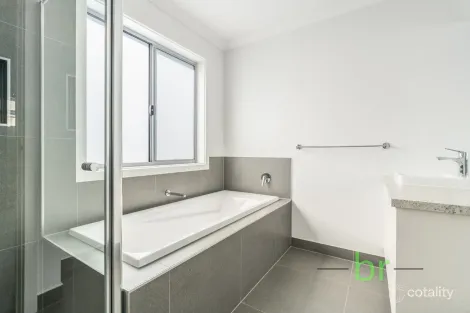 Property photo of 15 Mossman Street Lara VIC 3212
