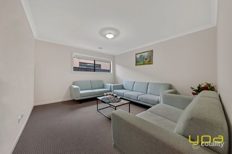 Property photo of 12 Zeus Avenue Cranbourne West VIC 3977