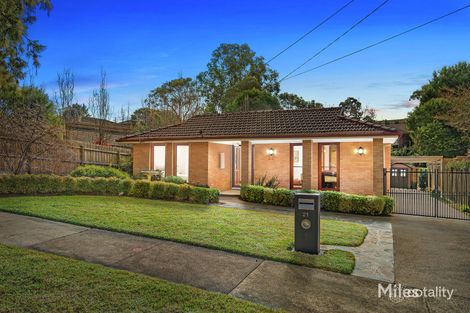 Property photo of 21 Amaroo Way Yallambie VIC 3085