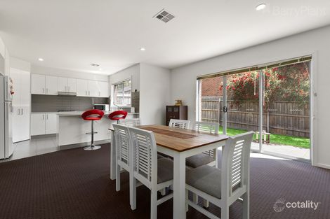 Property photo of 9/22 Golf Links Road Berwick VIC 3806