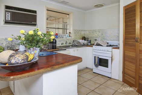 Property photo of 34 Mitre Crescent Frankston North VIC 3200