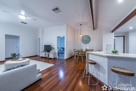 Property photo of 8 St Thomas Loop Iluka WA 6028