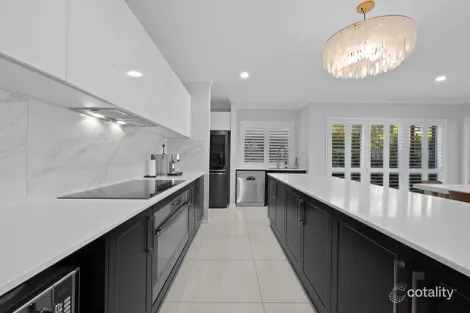 Property photo of 30 Turnberry Way Brookwater QLD 4300
