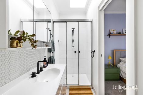 Property photo of 2/57-59 Kinsale Street Reservoir VIC 3073