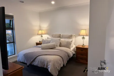 Property photo of 18 Skypac Street Weir Views VIC 3338