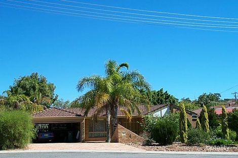 4 Nina Gr, Beldon, WA 6027