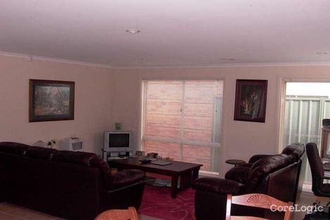 Property photo of 29 Northampton Crescent Caroline Springs VIC 3023