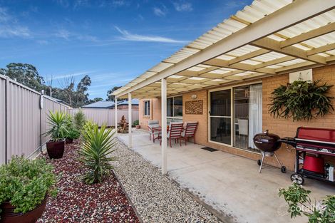 Property photo of 5 Edgewater Close Eaglehawk VIC 3556