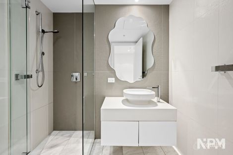 Property photo of 2806/27 Little Collins Street Melbourne VIC 3000