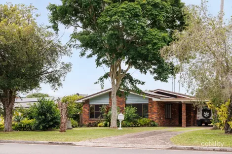 11 Coreen Ave, Tewantin, QLD 4565