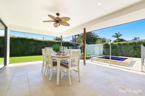 Property photo of 18 Naranga Avenue Broadbeach Waters QLD 4218