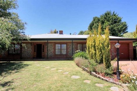 3 Forest Dr, Happy Valley, SA 5159