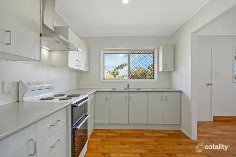 1 Quandong Ct, Molendinar, QLD 4214