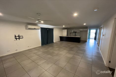 Property photo of 13 London Court Gracemere QLD 4702