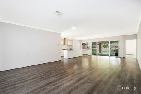 Property photo of 113 Jinatong Loop Dawesville WA 6211