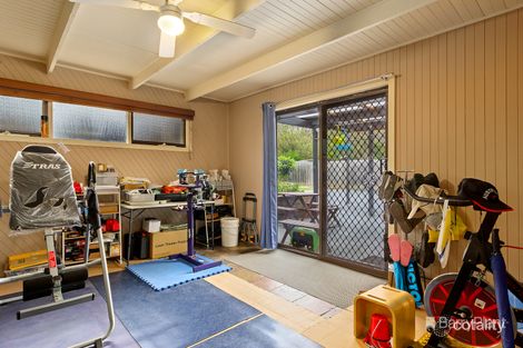 Property photo of 63 Edina Road Ferntree Gully VIC 3156