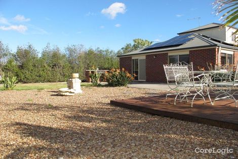 Property photo of 12 Cotteridge Place Caroline Springs VIC 3023