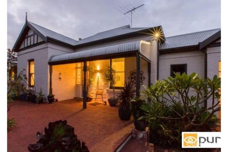 Property photo of 74 Napier Street Cottesloe WA 6011