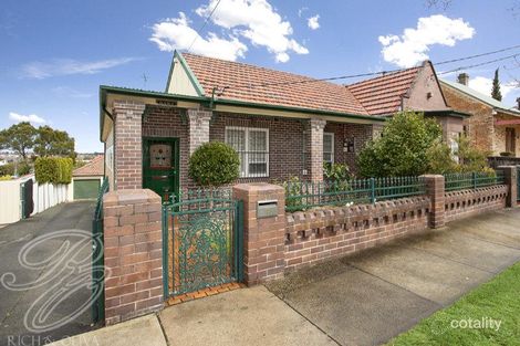 18 Mount St, Hurlstone Park, NSW 2193