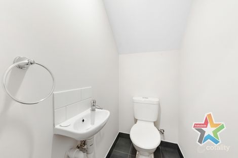 Property photo of 3/16 Ricky Court Mooroolbark VIC 3138