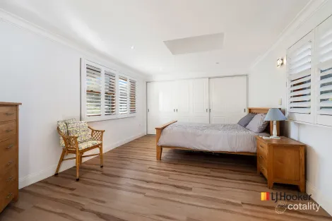 Property photo of 58 Thomas Street Picnic Point NSW 2213