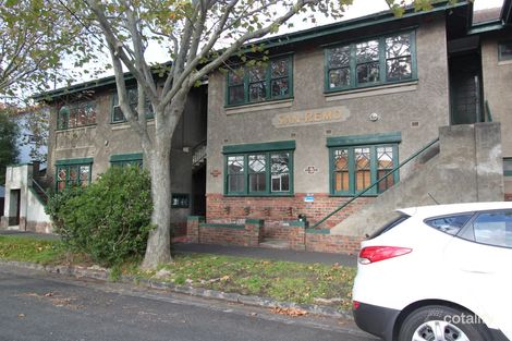 Property photo of 2/5 Byrne Avenue Elwood VIC 3184