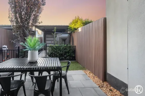 Property photo of 16 Troubridge Drive West Lakes SA 5021